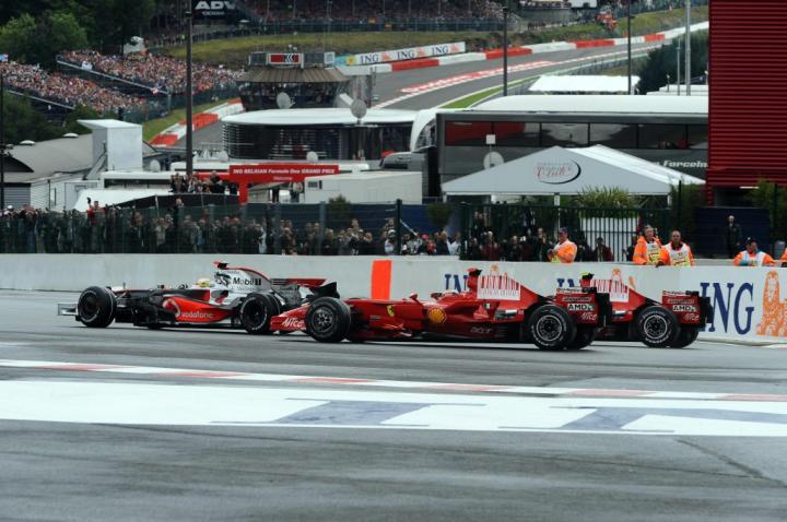 Lewis Hamilton vs. Ferrari