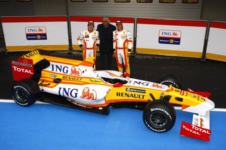http://www.formula1.pl/galeria/www/2009/Prezentacje/Renault/Renault_R29_03.jpg