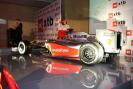 2010 inne XTB XTB sponsorem McLarena 11